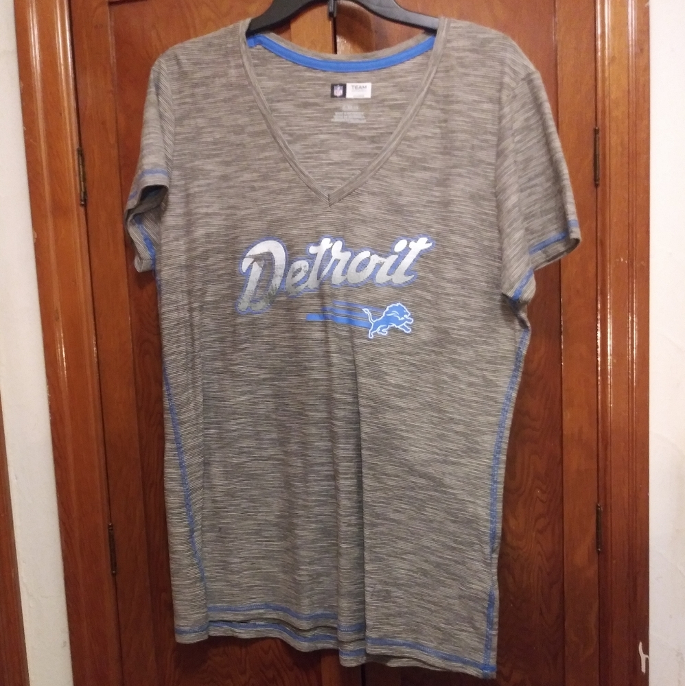Detroit Lions shirt